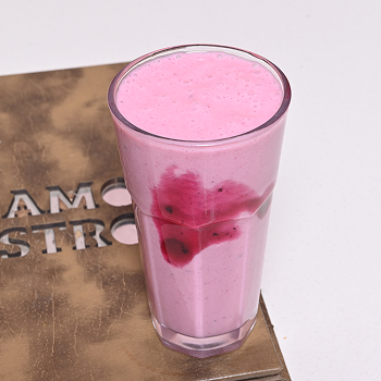Blur Berry Cheese Cake Shake